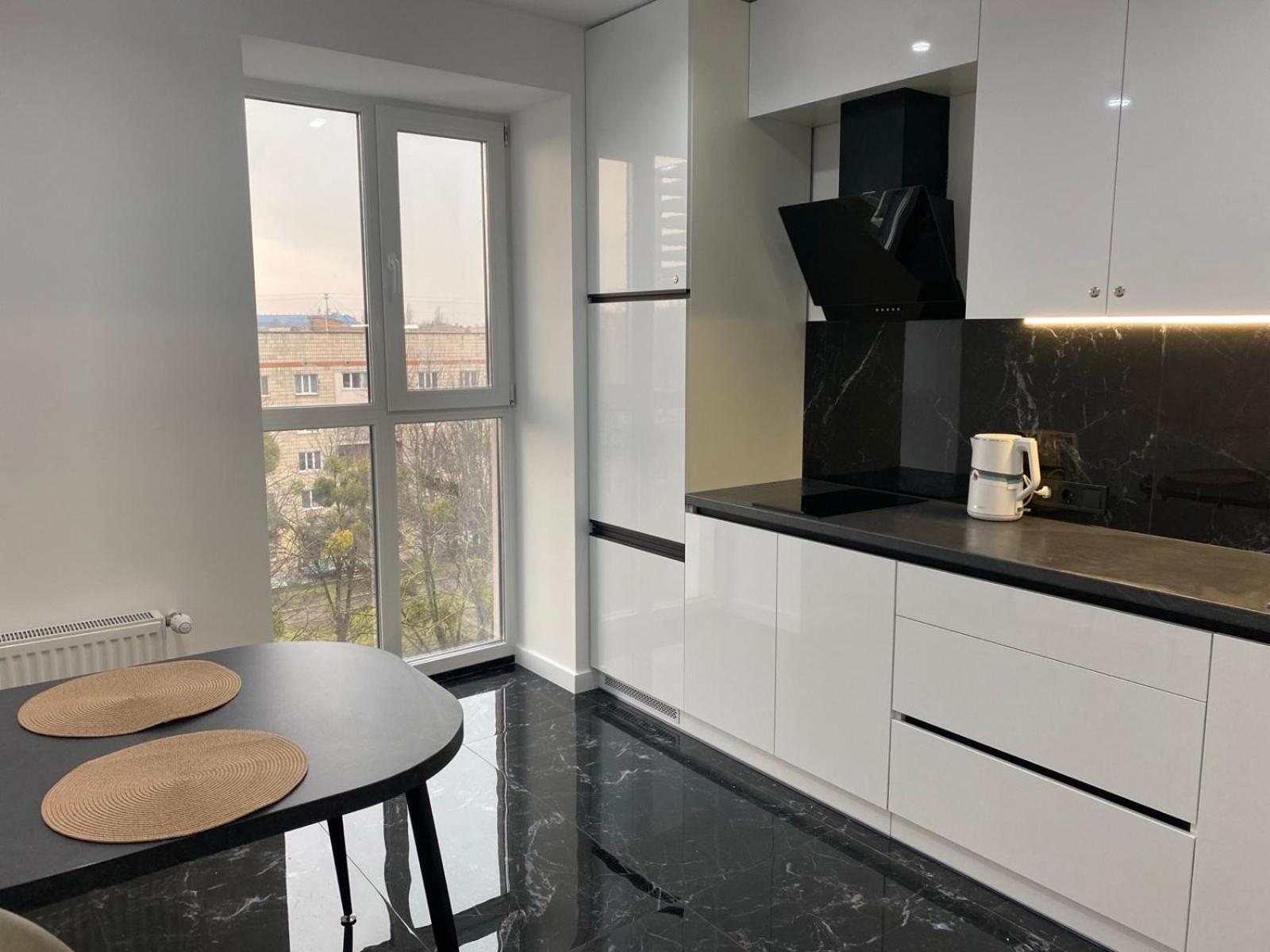 Віп Апартаменти В Районі Автовокзалужк Great House,Жк Арена,Поблизу Обласноі Лікарні 리우네 외부 사진